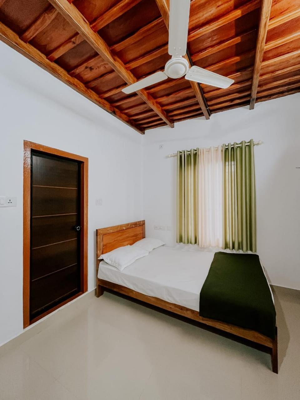 Palkulam Heights Villa Kumudi Eksteriør billede